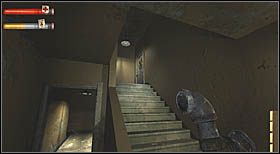 Przechodząc koło wielkiej kotary i przekraczając następne drzwi, znajdziesz się w miejscu, gdzie usytuowane są schody na górę i w dół [#6] [#7] - Josephs Secondary School (2) | CHAPTER VIII | Condemned Criminal Origins - Condemned: Criminal Origins - poradnik do gry