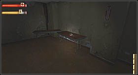 Ostatnie ciało podnieść można ze stołu, tuż przed drzwiami kończącymi rozdział (w holu przemeblowanym po utracie przytomności przez bohatera) - Sekrety | CHAPTER VIII | Condemned Criminal Origins - Condemned: Criminal Origins - poradnik do gry