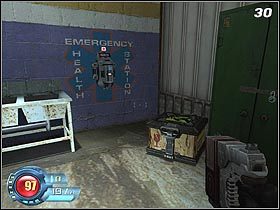 W następnym pomieszczeniu spodziewaj się trudnej przeprawy - Docks - Lighthouse | Solucja SiN Episodes Emergence - SiN Episodes: Emergence - poradnik do gry