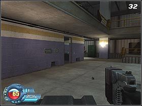 W sali zaroi się od wrogów - Docks - Lighthouse | Solucja SiN Episodes Emergence - SiN Episodes: Emergence - poradnik do gry