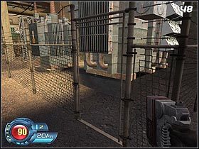 Po prawej stronie zlokalizowana jest duża hala - Docks - Trainyard | Solucja SiN Episodes Emergence - SiN Episodes: Emergence - poradnik do gry