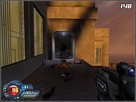 Bez względu na to, którą drogą tu przyszedłeś, znajdź na końcu trasy drabinę (#147) i wdrap się do góry - Supremacy Tower - NOC | Solucja SiN Episodes Emergence - SiN Episodes: Emergence - poradnik do gry