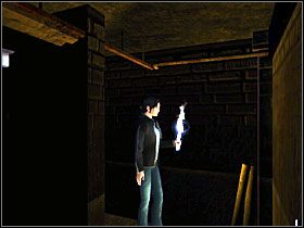 Zoe obwiązuje trzonek siekiery szmatą, tę macza w resztce benzyny i podszedłszy do kotła, podpala ją zapalniczką - 201 (2) | Rozdział 3 w Dreamfall The Longest Journey - Dreamfall: The Longest Journey - poradnik do gry