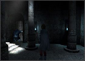 Znalazłszy się wewnątrz, dziewczyna widzi, jak gnom znika za następnymi kamiennymi wrotami - Wciąż na tropie | Rozdział 5 - Alchera w Dreamfall The Longest Journey - Dreamfall: The Longest Journey - poradnik do gry