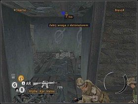 Kiedy teren będzie czysty, wyślij drugą drużynę do lewego narożnika budowli - Misja 11 - Zaginiony oddział - Full Spectrum Warrior: Ten Hammers - poradnik do gry