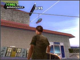Niebieska para wisi nad drogą po prawej od startu - Santa Cruz | Classic mode | Tony Hawks American Wasteland - Tony Hawks American Wasteland - poradnik do gry