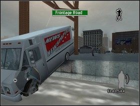 Kiedy to zrobi szybko wskakuj do porzuconej przez niego ciężarówki i jedź nią na zachód, w kierunku nabrzeża, przy którym masz utopić samochód z gazetami w wodach rzeki Hudson (drive truck to pier) - Informator - Madam - Misja 4 News splash | Misje poboczne w True Crime - True Crime: New York City - poradnik do gry