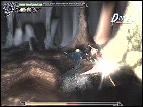 W tej walce korzystaj ze wszystkiego co opisałem przy grze Dantem - Misja #20 | Solucja | Devil May Cry 3 Dantes Awakening - Devil May Cry 3: Dantes Awakening - Edycja Specjalna - poradnik do gry