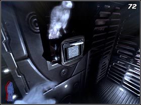 Po krótkiej wędrówce trafisz do komnaty, w którym roi się od pojemników z ludźmi - [Solucja] All Fall Down cz.1 | Prey - Prey (2006) - poradnik do gry