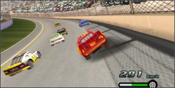 Praktycznie niezauważalny skręt tułowiem i można zasuwać dalej. - Złoty Tłok | Auta - Auta - poradnik do gry