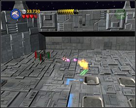 Obok tunelu wentylacyjnego na samym końcu poziomu, znajdziesz jeszcze jeden kołowrotek - Episode IV - Rebel Attack | Freeplay Mode - LEGO Star Wars II: The Original Trilogy - poradnik do gry