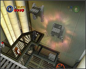 W tym samym pomieszczeniu, w którym znalazłeś #2, użyj Mocy na schodkach w ścianie na wyższym poziomie - Episode IV - Secret Plans | Freeplay Mode - LEGO Star Wars II: The Original Trilogy - poradnik do gry