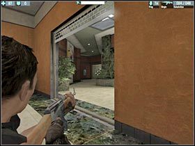 Dopiero po wstępnym oczyszczeniu pomieszczenia spróbuj wbiec do środka - [Chapter 1] Etap 1/1 cz.3 | El Matador - El Matador - poradnik do gry