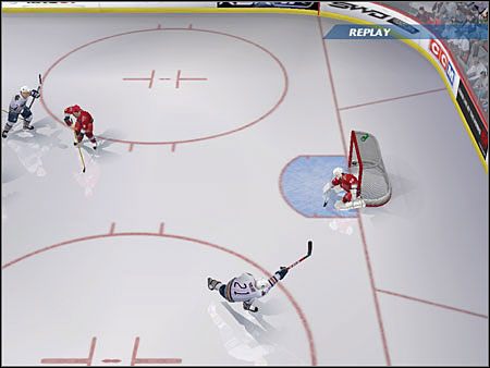 Nieodpowiednia gra w obronie kończy się sytuacją jeden na jeden z bramkarzem. - Gra w obronie | Jak grać w NHL 07 - NHL 07 - poradnik do gry