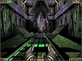 Potem wystarczy wejść w drzwi na lewo od windy (wcześniej były zamknięte) - 36. The Darkening | Unreal - Unreal - poradnik do gry