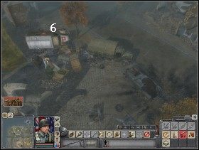 Sanitarki będzie pilnował czołg (8) i kilka wozów opancerzonych (9) - Misja 6 | Kampania aliancka | Faces of War Oblicza Wojny - Faces of War: Oblicza Wojny - poradnik do gry