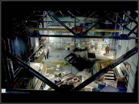 Po chwili kieruje się w stronę korytarza (po dwu schodkach) i dociera do dużego pomieszczenia, w którym spotyka wspomnianego wcześniej asystenta - 5. Dok numer dziewięć | Akt 8 | Martin Mystere Operation Dorian Gray - Martin Mystere: Operation Dorian Gray - poradnik do gry