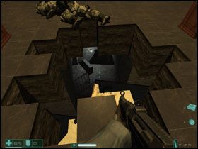 Za wrotami do głównej sali #1 będzie na nas czekać sześciu przeciwników - Konsekwencje (2) | Interwał 01 | FEAR Extraction Point - F.E.A.R.: Extraction Point - poradnik do gry