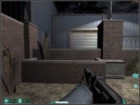 Teraz wystarczy przejść przez drzwi i iść prosto przed siebie - Przerzut (2) | Interwał 01 | FEAR Extraction Point - F.E.A.R.: Extraction Point - poradnik do gry