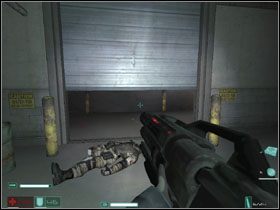 Biegniemy przed siebie i korytarzem skręcamy w prawo #1 - Stacja końcowa (1) | Interwał 03 | FEAR Extraction Point - F.E.A.R.: Extraction Point - poradnik do gry