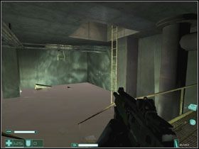 Gdy już uporamy się z oponentami, przechodzimy przez zakratowane przejście #1, znajdujące się w tunelu - Pomarańczowa linia (2) | Interwał 03 | FEAR Extraction Point - F.E.A.R.: Extraction Point - poradnik do gry