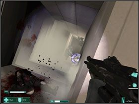 Pierwszemu patrolującemu ten teren żołnierzowi z miejsca pakujemy kulkę w głowę #1 - Lewiatan (2) | Interwał 04 | FEAR Extraction Point - F.E.A.R.: Extraction Point - poradnik do gry