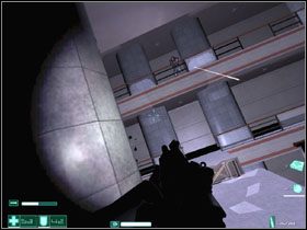 Przechodzimy obojętnie przez pokój ze zwłokami naszej sojuszniczki Jin, aby z #1 wziąć cały arsenał - Lewiatan (2) | Interwał 04 | FEAR Extraction Point - F.E.A.R.: Extraction Point - poradnik do gry