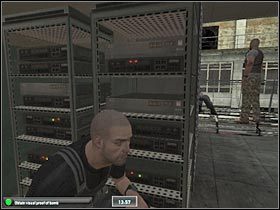 Musisz się tu cały czas skradać - NYC - JBA HQ - Part 3 (3) | Misja 8 w Splinter Cell Double Agent - Tom Clancys Splinter Cell: Double Agent - poradnik do gry