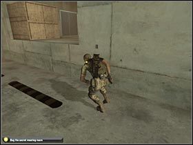 Podejdź teraz do przycisku, dzięki któremu będziesz mógł przywołać windę (#1) - Kinshasa (1) | Misja 9.1 w Splinter Cell Double Agent - Tom Clancys Splinter Cell: Double Agent - poradnik do gry