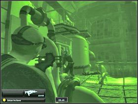 Emilea możesz zastrzelić z większej odległości (#1), w dowolny sposób ogłuszyć, bądź też zwrócić jego uwagę na jakiś obiekt, a następnie zajść od tyłu i znokautować - NYC - JBA HQ - Part 4 (2) | Misja 10.2 w Splinter Cell Double Agent - Tom Clancys Splinter Cell: Double Agent - poradnik do gry