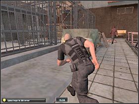 W pierwszej kolejności będziesz musiał zneutralizować znajdujący się tu zamek (#1) - NYC - JBA HQ - Part 1 (2) | Misja 3 w Splinter Cell Double Agent - Tom Clancys Splinter Cell: Double Agent - poradnik do gry