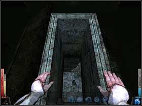 Dziwny otwór w rogu dna sarkofagu. Może cos tam ukryto? - The Altar of the Skull (5) | Rozdział 6 | Dark Messiah of Might and Magic - Dark Messiah of Might and Magic - poradnik do gry