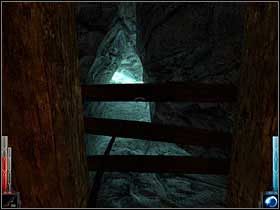 Szczelinka fajna, ale te deseczki to będzie trzeba zniszczyć, niestety. - Fire in the Blood (1) | Rozdział 7 | Dark Messiah of Might and Magic - Dark Messiah of Might and Magic - poradnik do gry