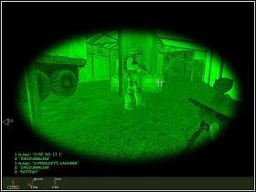 Połóż się na drodze, a specjalista niech zajmie miejsce nieopodal Ciebie, obok jednego z domków z dobrym widokiem na bazę - Misja 7b - Wielki wybuch | ArmA Armed Assault - ArmA: Armed Assault - poradnik do gry