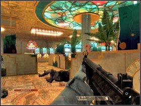 Musisz się teraz zacząć stopniowo przesuwać do przodu - [Misja 2.2] Calypso Casino - Security cz.1 | Tom Clancys Rainbow Six Vegas - Tom Clancys Rainbow Six Vegas - poradnik do gry