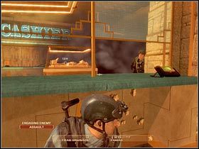 Osobiście radziłbym teraz przesunąć się w lewo i zatrzymać się przy ukazanym na screenie wyjściu (#1) - [Misja 2.5] Calypso Casino - Extraction cz.2 | Tom Clancys Rainbow Six Vegas - Tom Clancys Rainbow Six Vegas - poradnik do gry