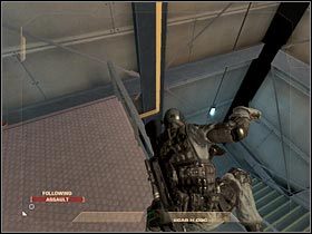 Skieruj się teraz do znajdujących na wprost drzwi - [Misja 4.1] Vertigo Spire - Tower Assault cz.1 | Tom Clancys Rainbow Six Vegas - Tom Clancys Rainbow Six Vegas - poradnik do gry