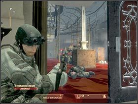 Po zlikwidowaniu widocznych przeciwników wyślij swoich kolegów nieco do przodu, tak aby schowali się przy automatach do gry (#1) - [Misja 5.2] Dantes Casino - Gabe cz.2 | Tom Clancys Rainbow Six Vegas - Tom Clancys Rainbow Six Vegas - poradnik do gry