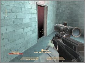 Skorzystaj z kamery i spróbuj namierzyć dwóch bardziej oddalonych terrorystów (#1) - [Misja 6.3] Nevada Dam - Spillway cz.2 | Tom Clancys Rainbow Six Vegas - Tom Clancys Rainbow Six Vegas - poradnik do gry