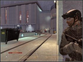 Obróć się w prawo, stojąc przy budce - [Misja 6.3] Nevada Dam - Spillway cz.2 | Tom Clancys Rainbow Six Vegas - Tom Clancys Rainbow Six Vegas - poradnik do gry