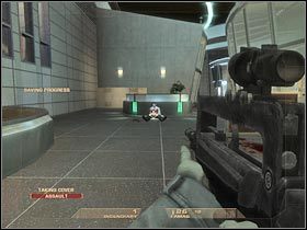 Będziesz musiał przejść przez znajdujący się kawałek dalej wykrywacz metalu (#1) - [Misja 6.4] Nevada Dam - Facility cz.3 | Tom Clancys Rainbow Six Vegas - Tom Clancys Rainbow Six Vegas - poradnik do gry