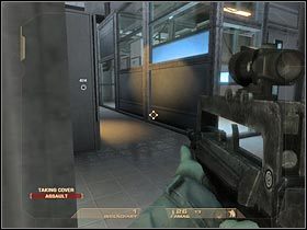 Sam natomiast powinieneś udać się prosto i otworzyć drzwi prowadzące do prawego pomieszczenia - [Misja 6.5] Nevada Dam - The Doctors cz.1 | Tom Clancys Rainbow Six Vegas - Tom Clancys Rainbow Six Vegas - poradnik do gry