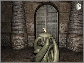 W celu otwarcia drzwi będziesz musiał wcisnąć cztery płyty kamienne - The Thames - Pod magazynem (1) | Rozdział 2 Sherlock Holmes Przebudzenie - Sherlock Holmes: Przebudzenie - poradnik do gry