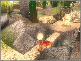 a następnie na wybrakowaną wąską ścieżkę, przecinającą basen z wodą - [ETAP IX] Lost in the Seven Lands - II cz.2 | Artur i Minimki - Artur i Minimki - poradnik do gry