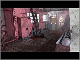 Na górze wystarczy już tylko przejść przez drzwi i oto Russell, a po nim Anne stają oko w oko z tykającą bombą i nawet nieobecność von Pressnitza nie jest w stanie specjalnie podnieść ich na duchu - Fabryka - Stalingrad - Undercover: Operation Wintersun - poradnik do gry