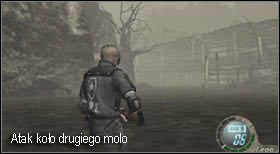 Do eksterminacji przybyłej grupy bez wahania użyj strzelby, tylko staraj się atakować tak, by obrywało kilkoro nieprzyjaciół jednocześnie - Village (1-3) - moczary | Solucja Resident Evil 4 - Resident Evil 4 - PC - poradnik do gry
