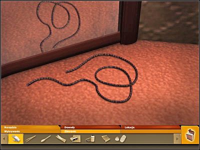 Teraz dokonaj zbliżenia na lewą szafkę (również na lewo od leżącego na łóżku ciała) - część 1 | Statek nienawiści | CSI Kryminalne Zagadki Miami - CSI: Kryminalne Zagadki Miami - poradnik do gry