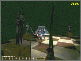 Następna komnata wygląda dość niepozornie, ot kilka kolumn i posągi (37 ) - DOWN IN THE BONEHOARD (4) | MISJA 3 | Thief The Dark Project - Thief: The Dark Project - poradnik do gry