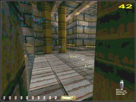 Do Duszy Mistyka prowadzi korytarz z czymś w rodzaju silosów, który przechodzi w salę z kilkoma drzwiami i dziwacznymi płytkami w jej centralnej części - DOWN IN THE BONEHOARD (4) | MISJA 3 | Thief The Dark Project - Thief: The Dark Project - poradnik do gry