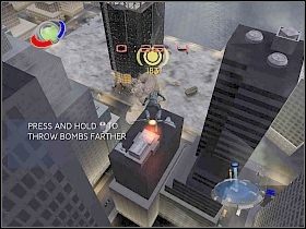 W takiej sytuacji musisz wskoczyć piętro wyżej i zniszczyć okoliczną kupę prętów [1] - Grand Finale - Spider-Man 3: The Game - poradnik do gry